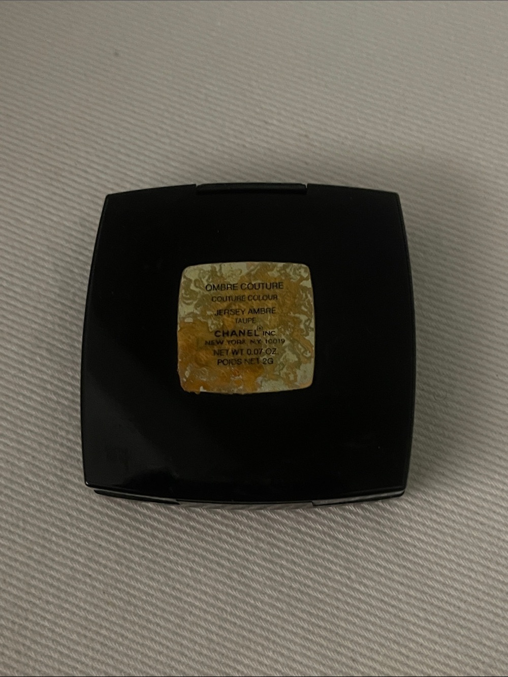 Chanel Ombré Couture Jersey Ambre/Taupe Eyeshadow 0.07 oz - Picture 5 of 5